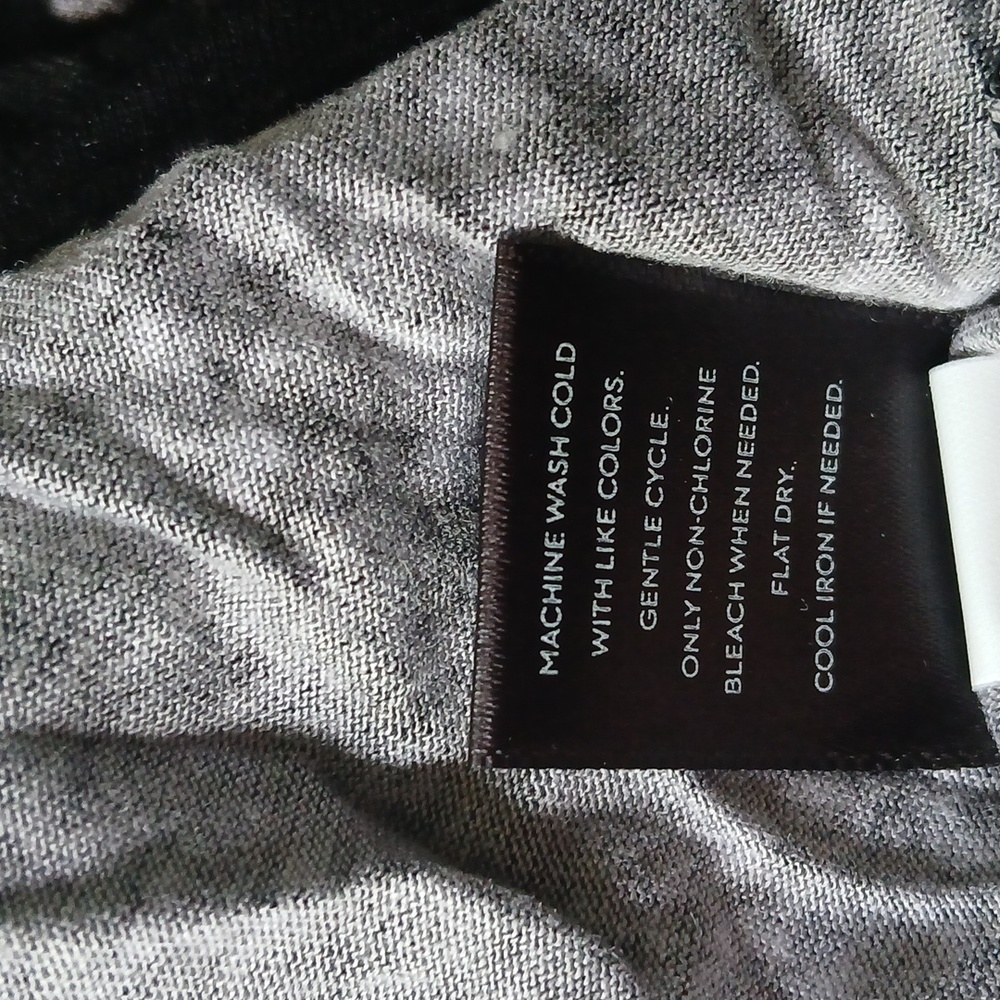 Simply Vera Vera Wang Black Print Short Sleeve Tee - Picture 11 of 11